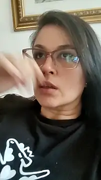 Snapshot of CarolinnaSaenz chatting on May 31, 2026, 2:57 pm CarolinnaSaenz online show from May 31, 2026, 2:57 pm