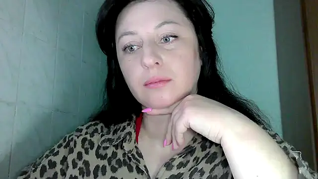 Snapshot of MelinaAx chatting on April 28, 2026, 8:52 am MelinaAx online show from April 28, 2026, 8:52 am