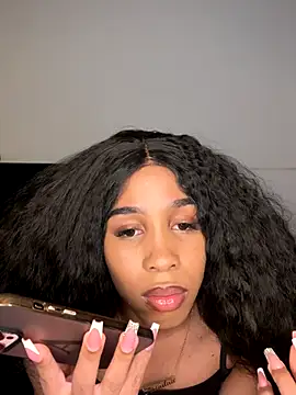 Snapshot of Weendolyn_ chatting on December 1, 2025, 4:17 am Weendolyn online show from December 1, 2025, 4:17 am