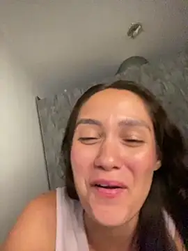 carolsapequinha online show from March 20, 2026, 12:26 am