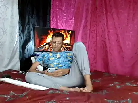 FANTASYBOYS11 online show from November 16, 2025, 9:15 am