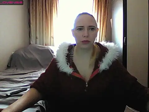 JenniDeep online show from February 13, 2026, 9:16 am