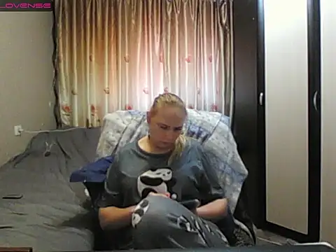 Snapshot of JenniDeep chatting on April 28, 2026, 3:00 am JenniDeep online show from April 28, 2026, 3:00 am