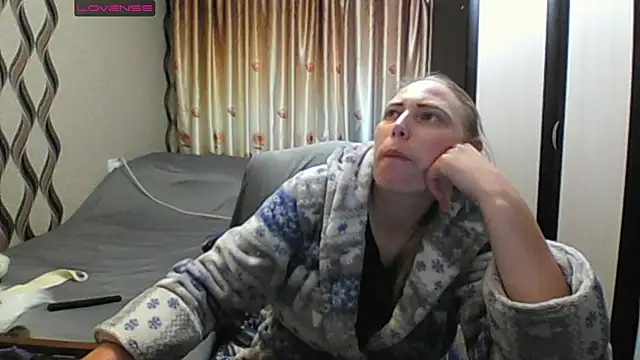 Snapshot of JenniDeep chatting on May 26, 2026, 5:09 pm JenniDeep online show from May 26, 2026, 5:09 pm