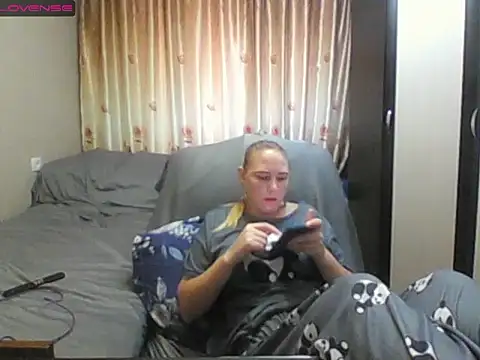 Snapshot of JenniDeep chatting on July 23, 2026, 3:48 am JenniDeep online show from July 23, 2026, 3:48 am