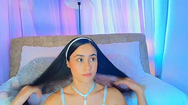 Snapshot of lizzy_kane chatting on May 12, 2026, 8:17 pm lizzy kane online show from May 12, 2026, 8:17 pm