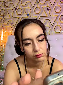 MelanyyJhonson15 online show from December 21, 2025, 12:40 am