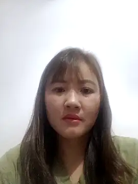 Little-Red123 online show from November 17, 2025, 11:54 pm