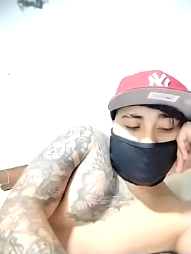 Snapshot of Matiascolageno chatting on November 17, 2025, 2:28 am Matiascolageno online show from November 17, 2025, 2:28 am