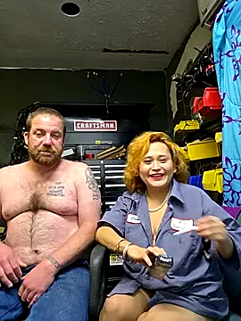 Snapshot of Txweld69 chatting on December 1, 2025, 8:14 pm Txweld69 online show from December 1, 2025, 8:14 pm