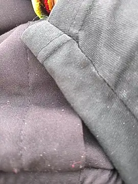 Ritik143jhil online show from December 22, 2025, 10:23 am