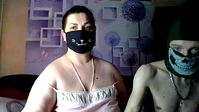 honey sweet couple online show from January 6, 2026, 8:34 pm