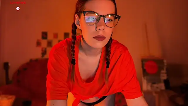 Margie Dorene online show from November 28, 2025, 9:17 pm