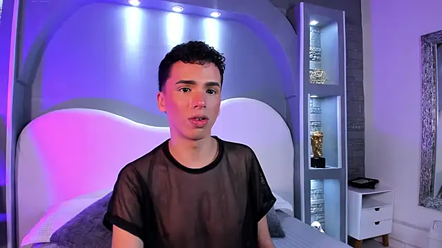 Seab trooy online show from February 26, 2026, 4:44 am