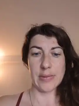 Snapshot of Jo_LieLive chatting on June 18, 2026, 7:51 pm Jo LieLive online show from June 18, 2026, 7:51 pm