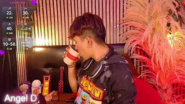 Angeldust19 online show from April 9, 2026, 3:17 am