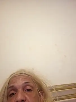 Snapshot of debora3 chatting on February 20, 2026, 12:16 pm debora3 online show from February 20, 2026, 12:16 pm