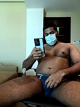 frolicme456 online show from December 23, 2025, 4:32 am