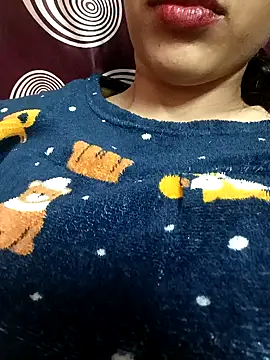 Neethu90 online show from December 19, 2025, 7:10 pm