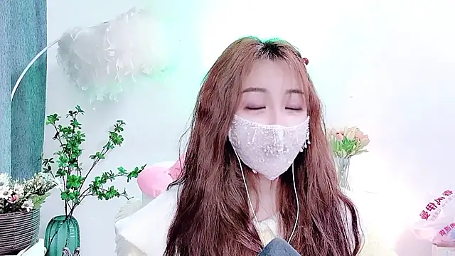 Laura 520 online show from March 13, 2026, 3:02 am