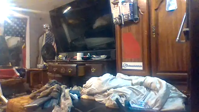 Snapshot of dickencidr chatting on May 9, 2026, 7:46 am dickencidr online show from May 9, 2026, 7:46 am