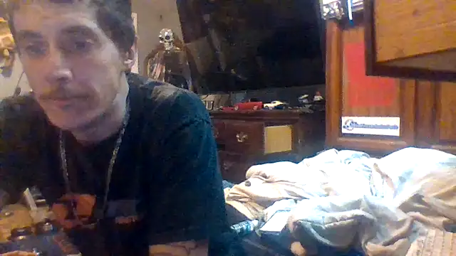 Snapshot of dickencidr chatting on May 13, 2026, 2:31 am dickencidr online show from May 13, 2026, 2:31 am