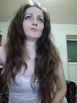 CrazyMaya39 online show from February 11, 2026, 10:26 pm