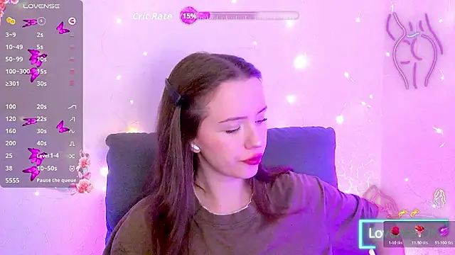 BellaVelure6767 online show from March 11, 2026, 10:49 pm