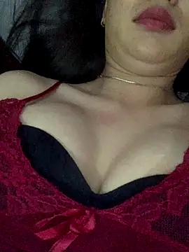 Snapshot of Tina_babyy chatting on November 27, 2025, 2:30 pm Tina babyy online show from November 27, 2025, 2:30 pm