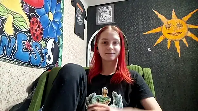 Snapshot of CarlitaSiner chatting on December 3, 2025, 9:40 am CarlitaSiner online show from December 3, 2025, 9:40 am