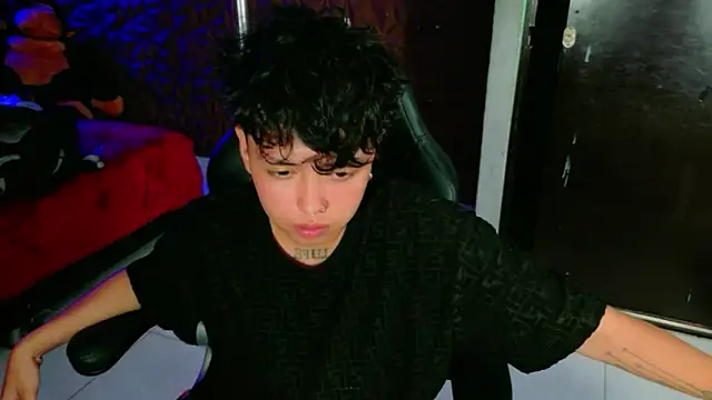 Snapshot of lunabustygirl chatting on February 14, 2026, 10:06 pm lunabustygirl online show from February 14, 2026, 10:06 pm