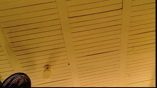 Snapshot of lunabustygirl chatting on February 22, 2026, 4:02 am lunabustygirl online show from February 22, 2026, 4:02 am