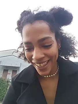 chanell95 online show from December 19, 2025, 3:41 pm