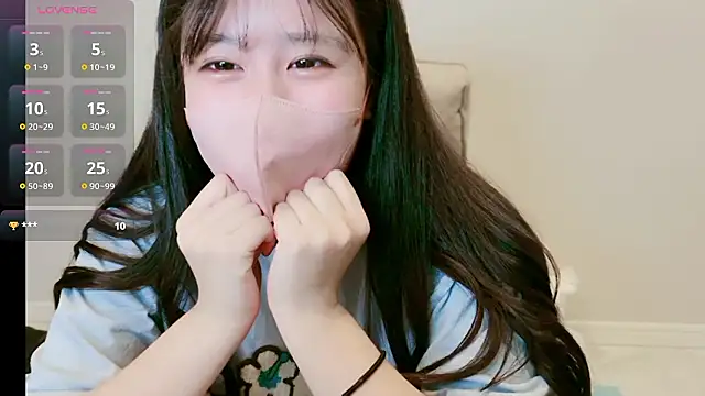 KANA chan 00 online show from December 19, 2025, 2:46 pm