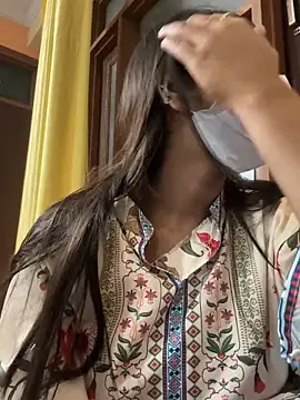 Snapshot of sexyayeshadesi chatting on February 19, 2026, 6:15 pm sexyayeshadesi online show from February 19, 2026, 6:15 pm