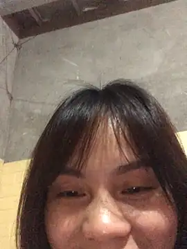 Trangbabylove online show from February 8, 2026, 4:49 am