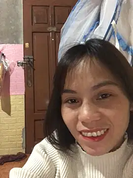 Trangbabylove online show from March 21, 2026, 11:08 pm