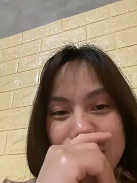 Trangbabylove online show from March 28, 2026, 4:01 am