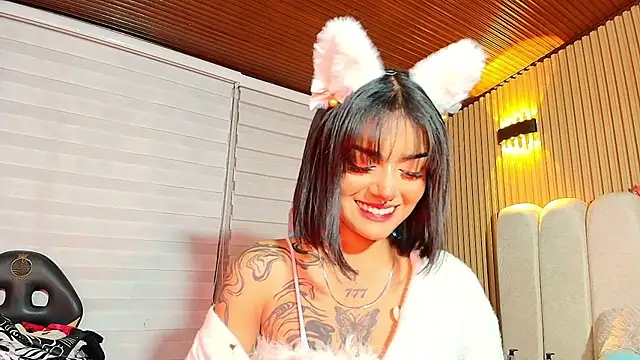 Milu carbajal x online show from July 22, 2026, 3:31 am