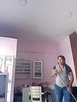 CarolinaNavas33 online show from March 31, 2026, 3:23 pm