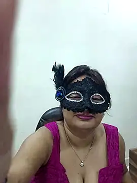 Cute-richa1 online show from March 14, 2026, 5:07 pm