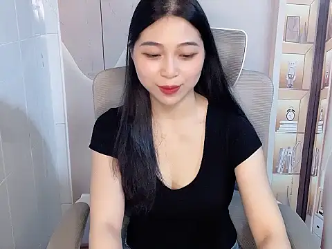 Lousii online show from April 12, 2026, 1:38 pm