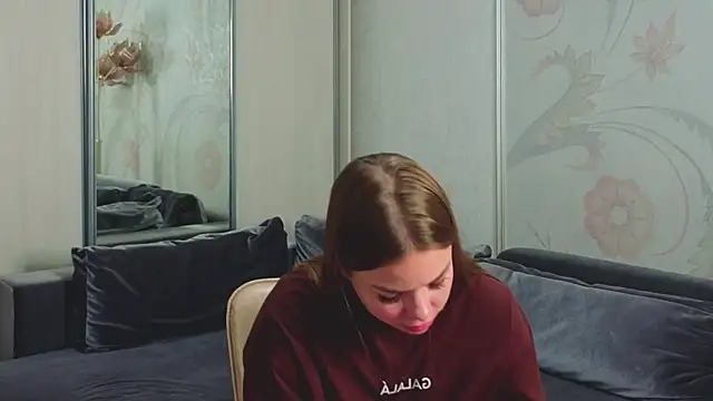 IndigoRitual online show from November 19, 2025, 4:51 pm