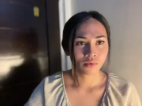 hugecockhiraya online show from April 8, 2026, 8:36 am