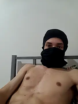 bnnzin online show from May 15, 2026, 3:46 am
