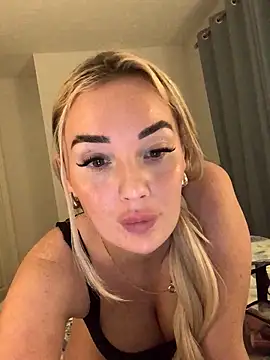 Snapshot of xoxohan11 chatting on November 27, 2025, 5:26 pm xoxohan11 online show from November 27, 2025, 5:26 pm