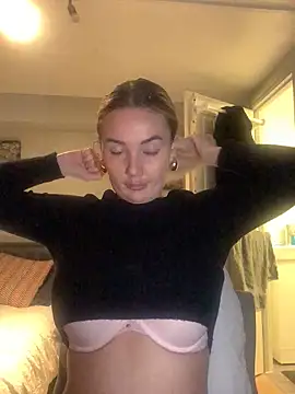 Snapshot of xoxohan11 chatting on February 11, 2026, 7:52 pm xoxohan11 online show from February 11, 2026, 7:52 pm