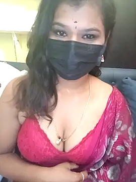 Snapshot of Premalatha_28 chatting on April 30, 2026, 6:03 pm Premalatha 28 online show from April 30, 2026, 6:03 pm