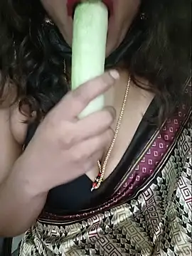 Snapshot of Premalatha_28 chatting on May 22, 2026, 4:56 pm Premalatha 28 online show from May 22, 2026, 4:56 pm