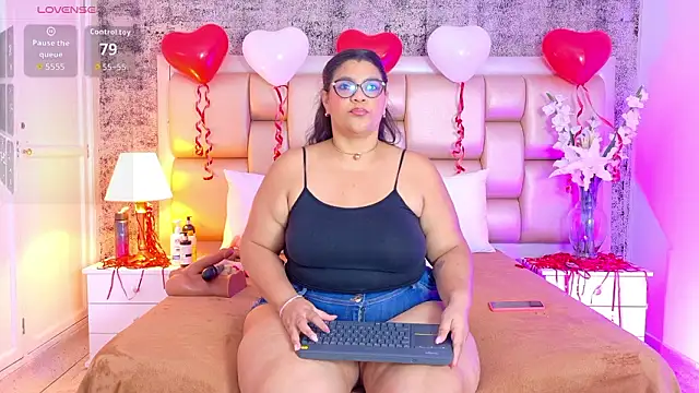 Snapshot of SelennaCooper chatting on February 13, 2026, 11:50 am SelennaCooper online show from February 13, 2026, 11:50 am